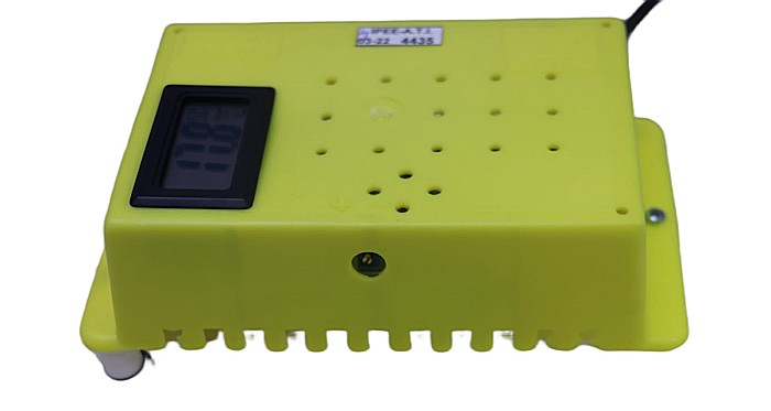 Incubator Cleo 5THC - cu termostat reglabil, termohigrometru digital şi cupă exterioară pt. apă + CADOU Ghid de incubare premium + asistent incubare [4]