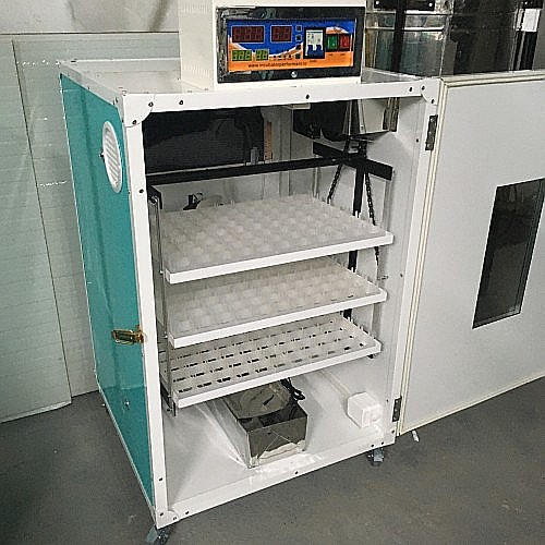 Incubator semiprofesional automatizat IP-3S (3.200 lei) (ouă: 264 găină, 663 prepeliţă, 189 raţă/curcă, 96 gâscă) Transportul nu este inclus! [2]