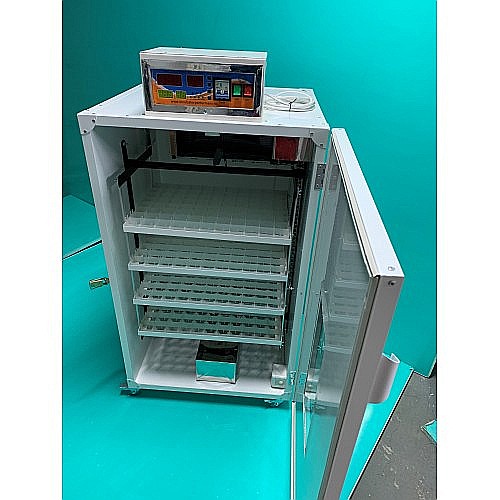 Incubator semiprofesional automatizat IP-4S (3.400 lei) (ouă: 352 găină, 884 prepeliţă, 252 raţă/curcă, 128 gâscă) Transportul nu este inclus! [5]