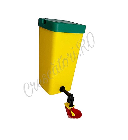 Curcani - Adăpătoare automată 1L cu cupă roşie, pentru pui şi păsări, cu recipient galben cu verde