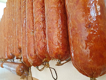 Cleşte patent (pistol capsator) cu încărcător automat pt. asamblat cuşti, garduri şi împrejmuiri şi pentru legat salamuri şi mezeluri [4]
