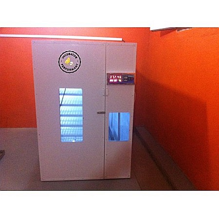 Incubator profesional (industrial) automatizat IP-6D (9.000 lei) (ouă: 2.112 găină, 5.304 prepeliţă, 1.512 raţă/curcă, 768 gâscă) Transportul nu este inclus!