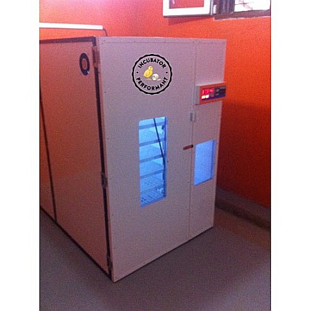 Incubator profesional (industrial) automatizat IP-6D (9.000 lei) (ouă: 2.112 găină, 5.304 prepeliţă, 1.512 raţă/curcă, 768 gâscă) Transportul nu este inclus! [1]