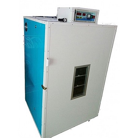 Incubator semiprofesional automatizat IP-5 (5.000 lei) (ouă: 880 găină, 2.210 prepeliţă, 630 raţă/curcă, 320 gâscă) Transportul nu este inclus! [3]