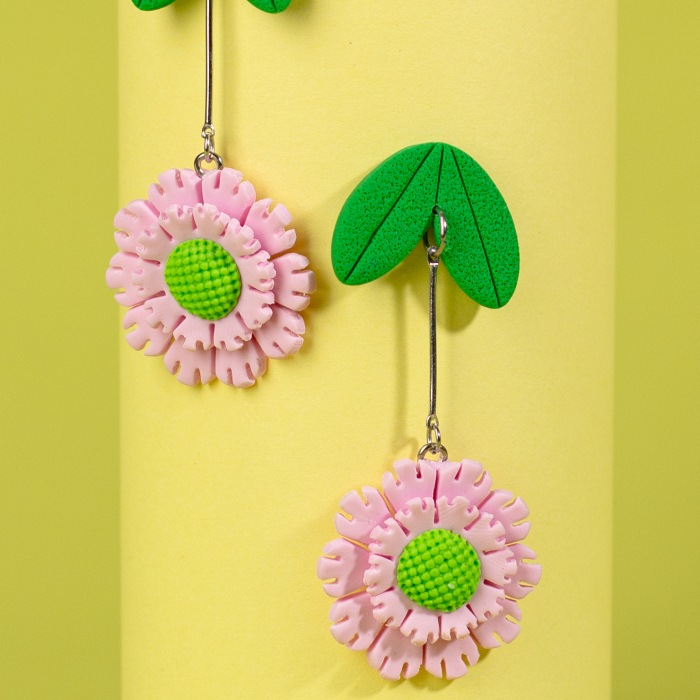 Cercei Garofița roz cu detalii florale [2]