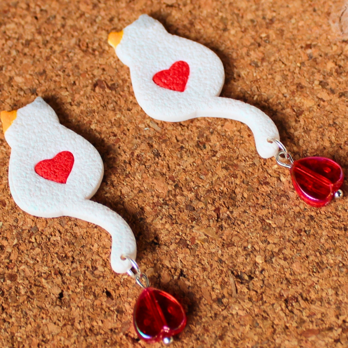 Cercei Love Kitty albi cu design romantic [3]