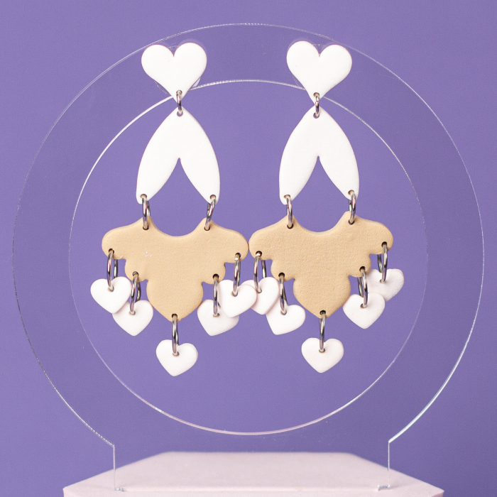 Cercei Valentine Hearts crem cu design artistic [3]