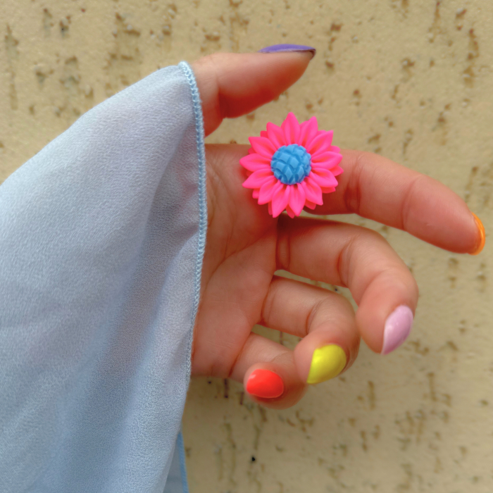 Inel Fluorescent Roz cu Design Floral [7]
