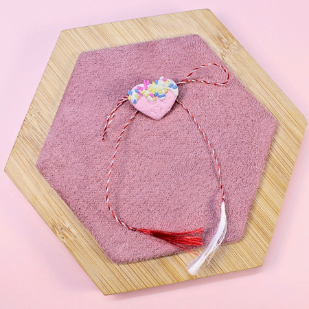 COLECTIE - Brosa inima roz cu detalii delicate