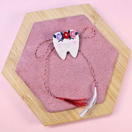 COLECTIE - Brosă albă Maseluta primăvaratică