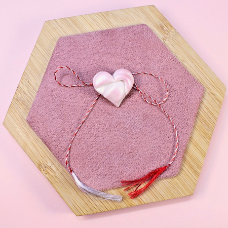 Martisor - Broșă Inimă Pufosă albă primăvară