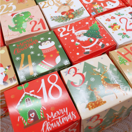 Calendar Advent Mixt cu cercei diversificați [1]