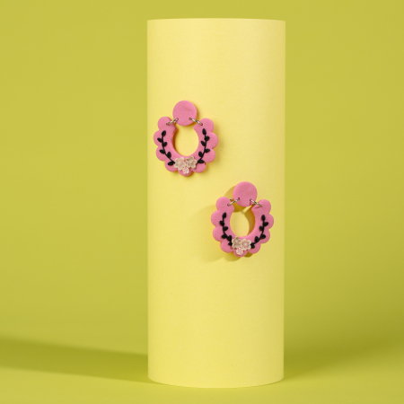 Primavara - Cercei Gizel roz cu model floral