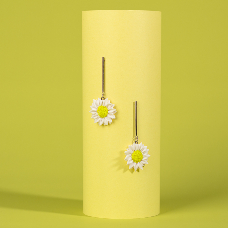 Cercei Lungi - Cercei lungi Margareta, albi cu model floral