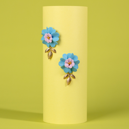 Cercei Lungi - Cercei Naiad albi și albastri cu design floral voluminos