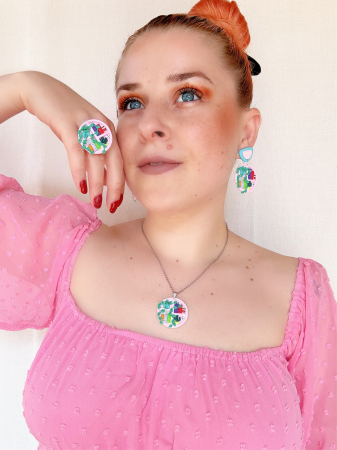 Cercei Pink Library cu design modern [5]