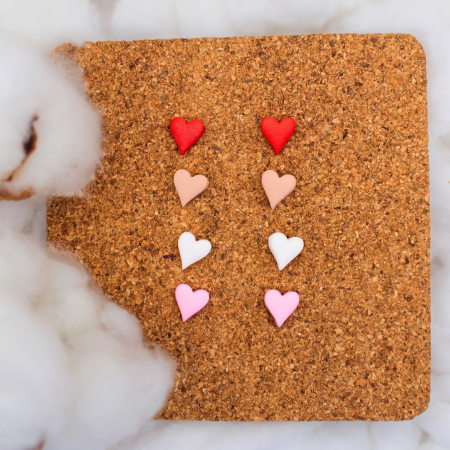 Cercei Studs - Cercei cu inimi multicolore jucause stud