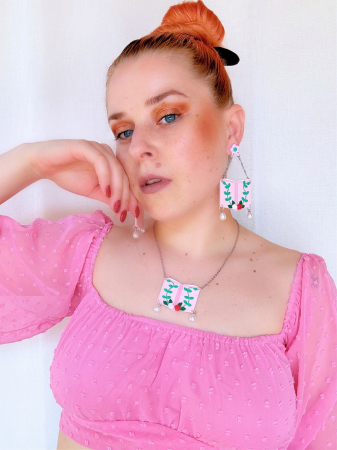 Lantisor romantic cu trandafiri si model floral [5]