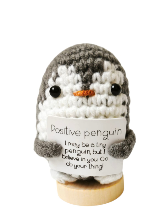 Figurina crosetata Pinguin amuzant, cu mesaj pozitiv [1]