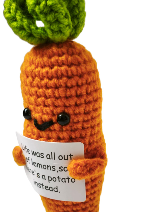 Figurina crosetata Morcov 2 amuzant, cu mesaj pozitiv [2]