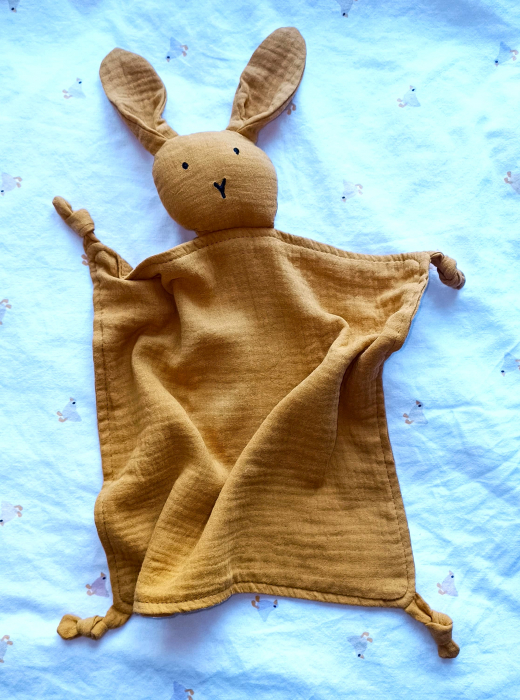 Set cadou - Jucarie dentitie crosetata Elefant - muselina mustar - suport silicon suzeta [2]