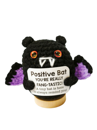 Figurina cu mesaj pozitiv - Figurina crosetata Liliac amuzant, cu mesaj pozitiv