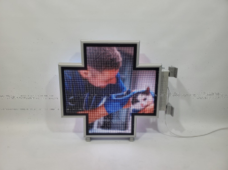 cruce farmacie leduri full color 730mm programabila [10]