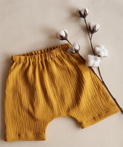 Baieti - Pantaloni scurti din muselina culoare mustar