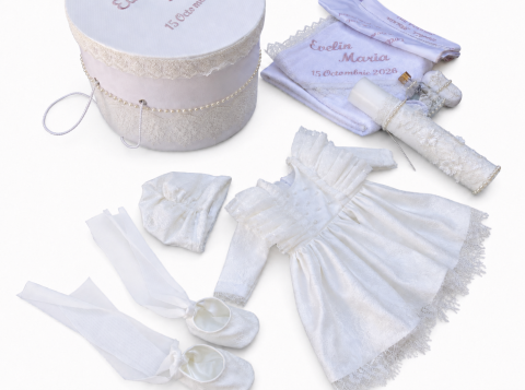 Set trusou personalizat Charlotte [4]