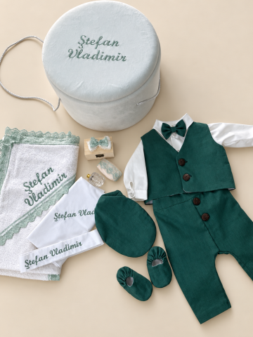 Set trusou botez baieti - Set complet trusou botez personalizat muselină și costumaș in Nicolas, bej, cufăr catifea⁠