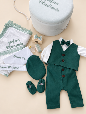 Set complet trusou botez personalizat muselină și costumaș in Nicolas, bej, cufăr catifea⁠ [2]