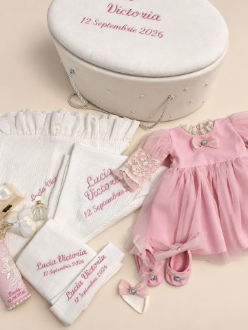Set trusou botez personalizat și rochiță tafta ivoire [4]