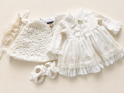 Set trusou botez personalizat și rochiță tafta ivoire [3]