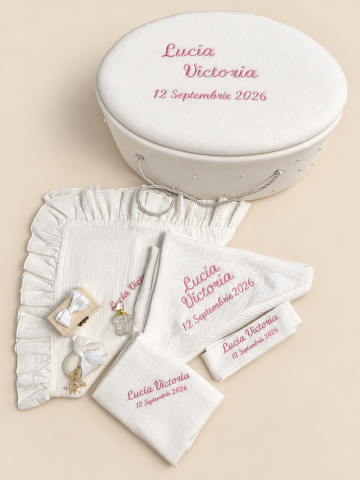 Set trusou botez personalizat și rochiță tafta ivoire [7]