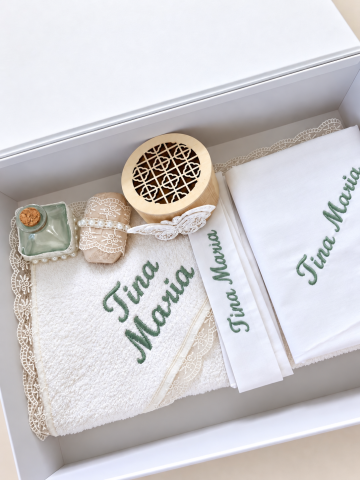 Set trusou botez personalizat Tricia [1]