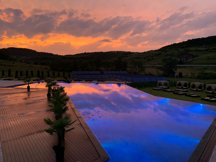 Oxygen Pool&Lounge Vâlcele județul Cluj [10]