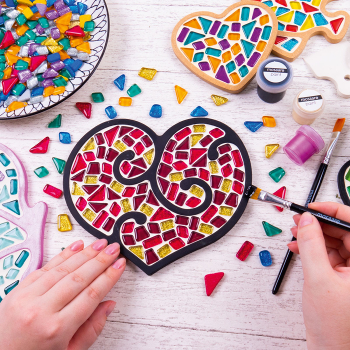 SET CREATIV MOZAIC "INIMA ABSTRACTA” – mozaic din sticlă pe bază MDF, MOSAARO [3]