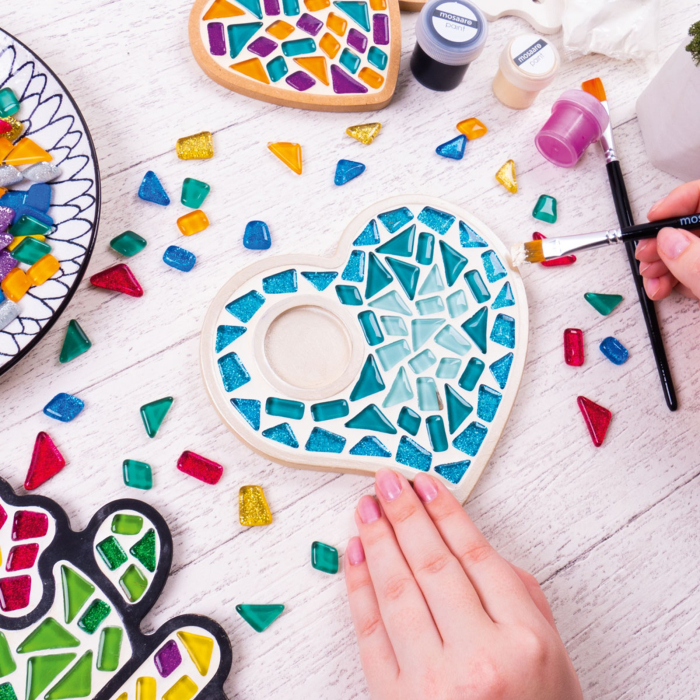SET CREATIV MOZAIC „INIMA” – suport lumânare din MDF cu mozaic din sticlă | Mosaaro [3]