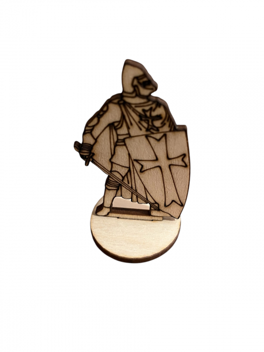 Cavaler mediaval din lemn cu scut- Model2 [1]