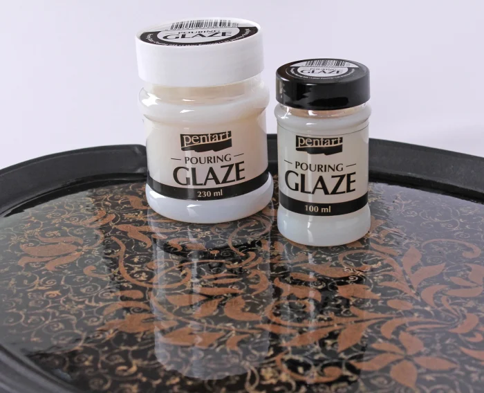 Lac pouring - Poruing Glaze - pe bază de apă - 100 ml - Pentart - Luciu profund și protecție durabilă pentru proiectele tale artistice [1]