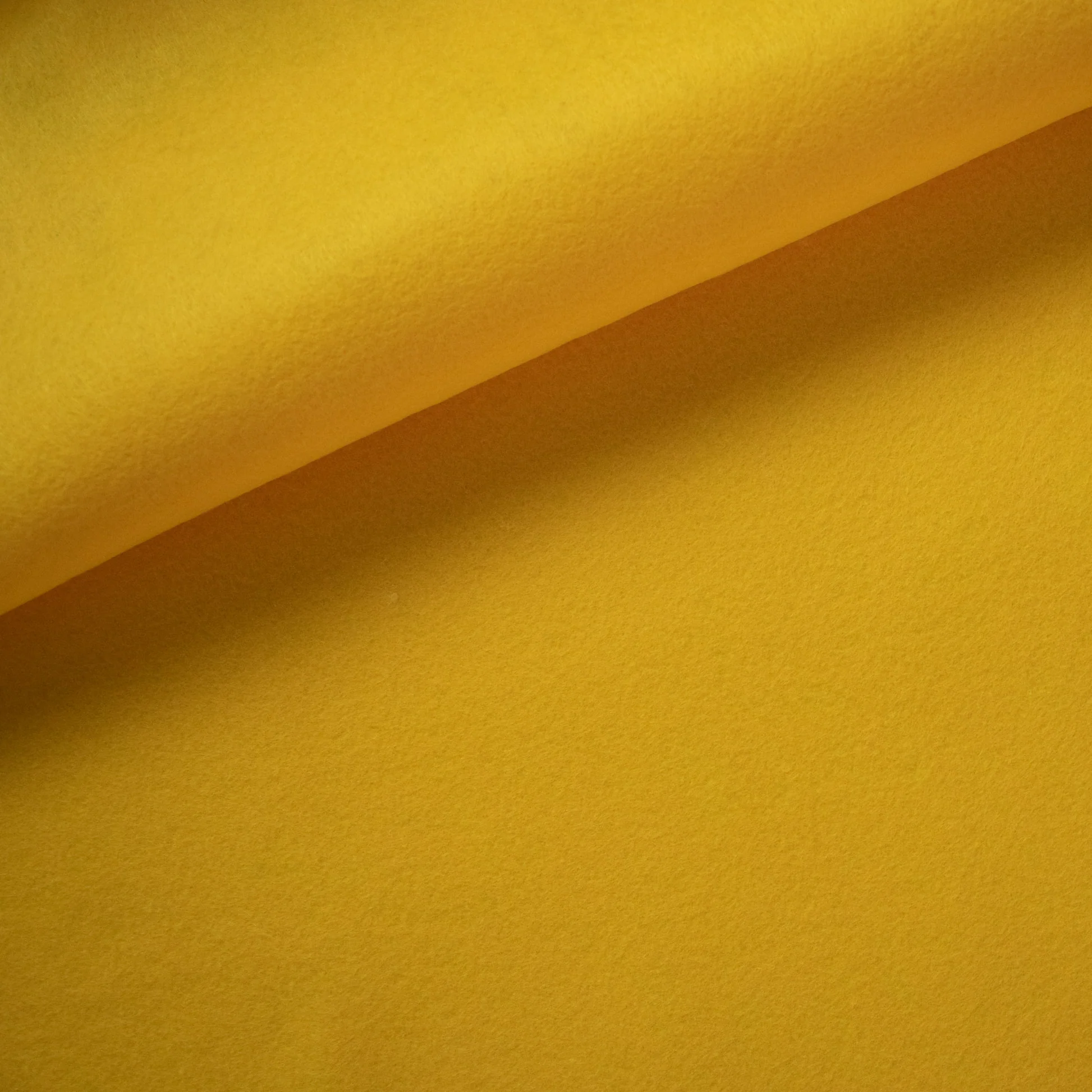 img-attr
