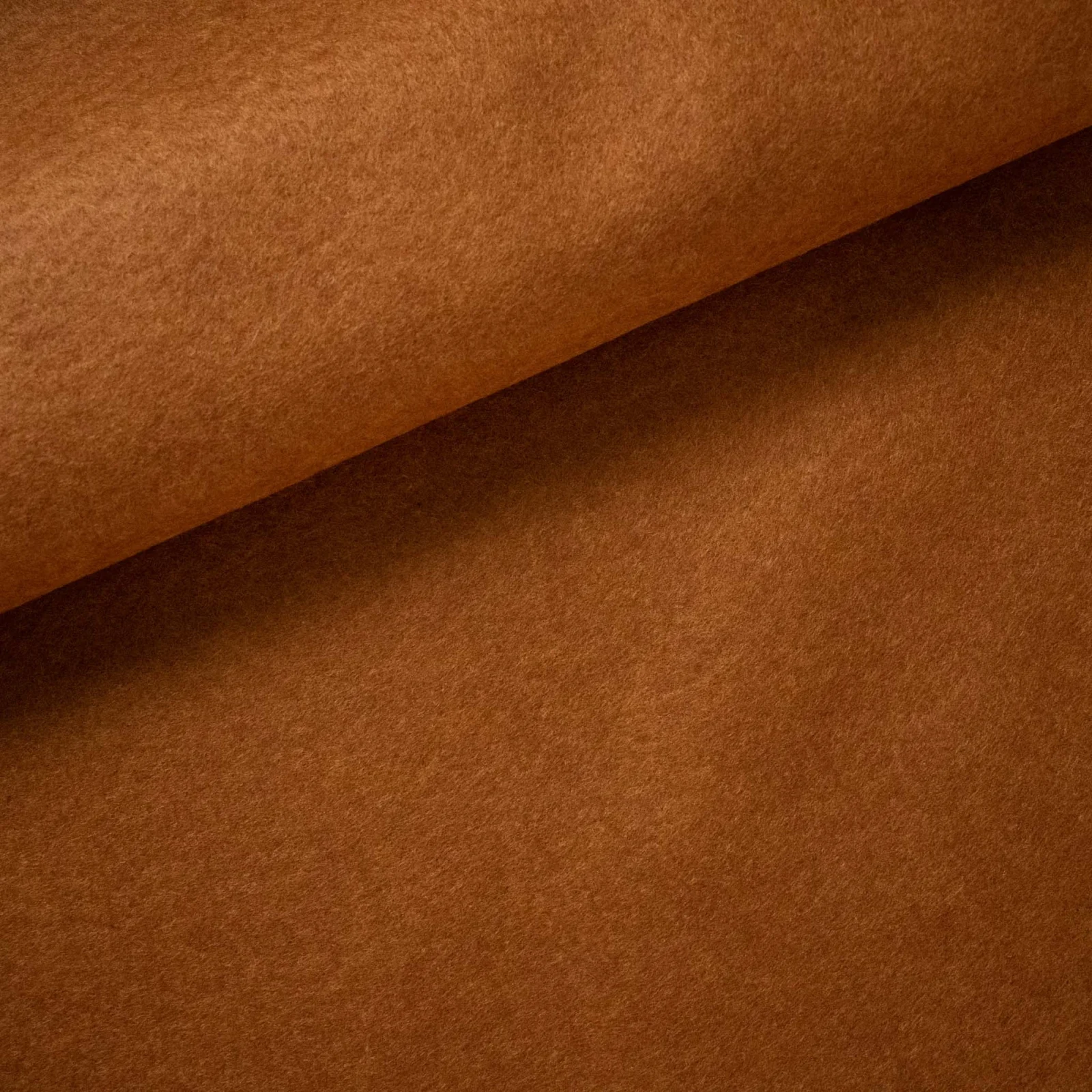 img-attr