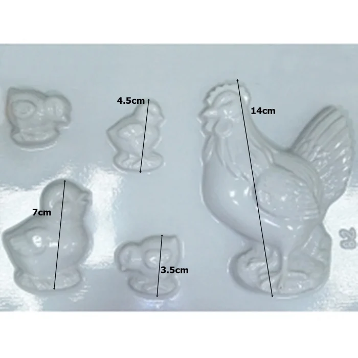 Artă Plastică - Set creativ: creează și pictează propriile figurine din ipsos - Păsări de curte (găină, pui)