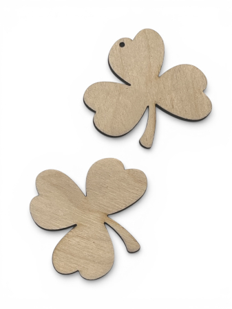 Figurine pt decorat - Trifoi cu 3 foi din lemn – element decorativ natural