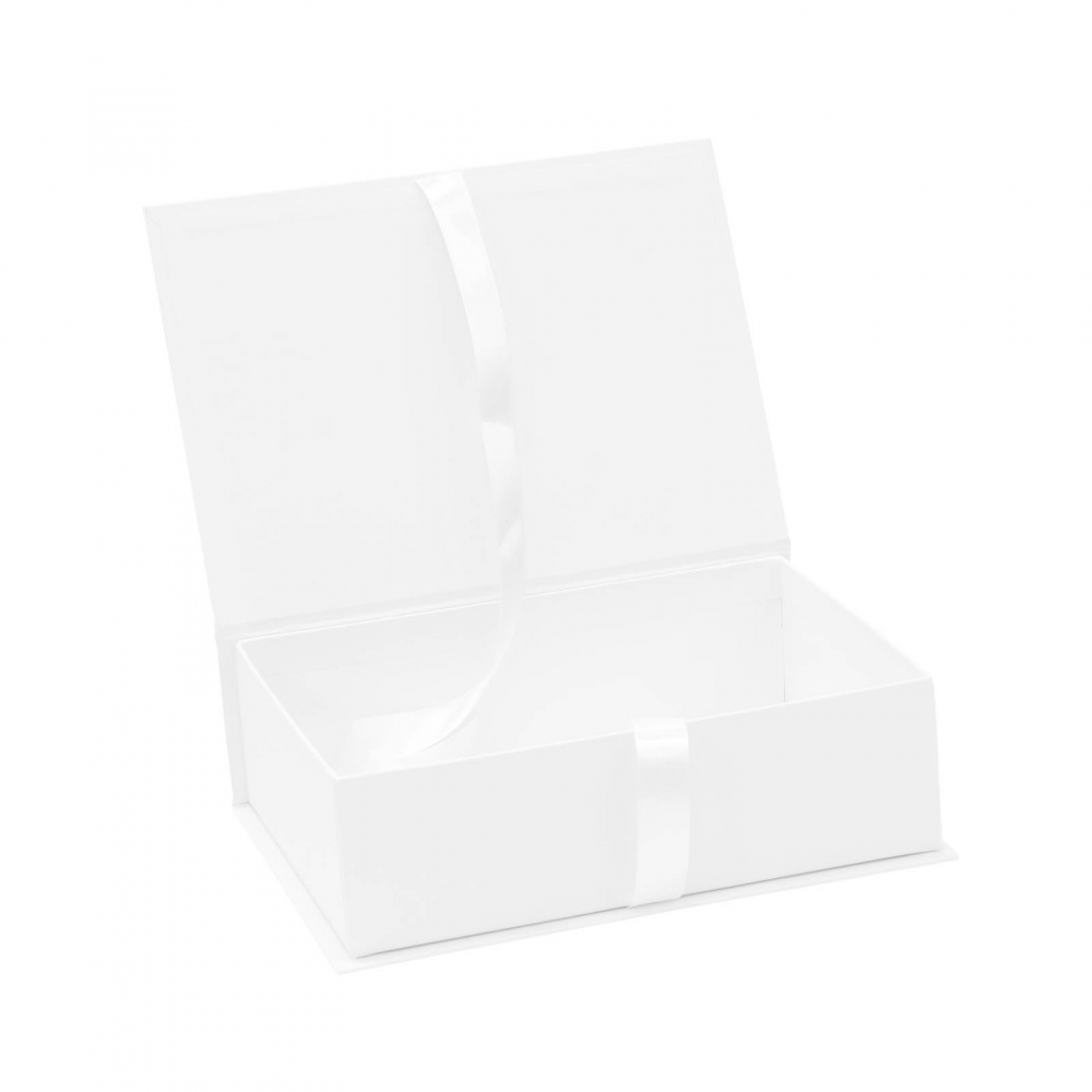 Cutie neagra cu funda pentru cadouri [2]