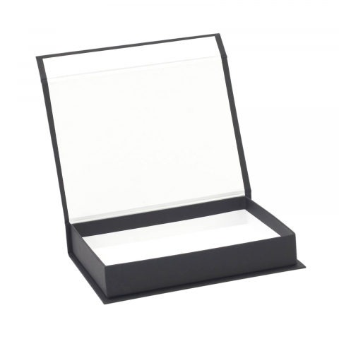 Cutie ivoire cu magnet pentru cadouri [1]