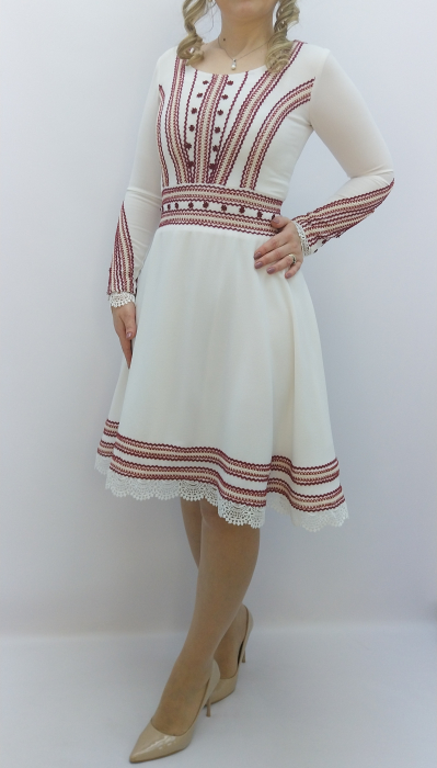 Rochie traditional populara stilizata rosu-grena [2]