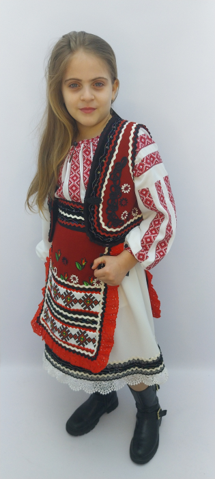 UNICAT COSTUM TRADITIONAL POPULAR STILIZAT [4]