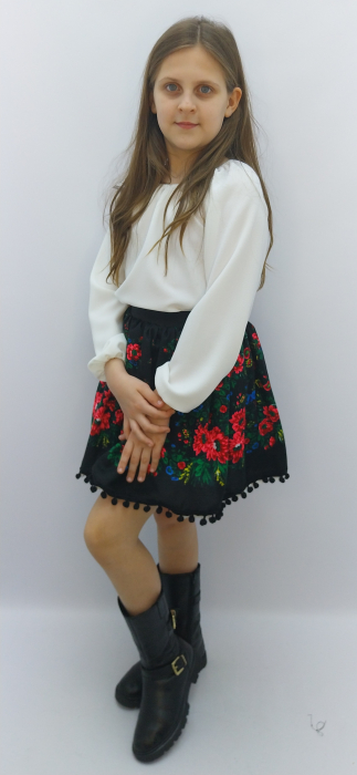 FUSTA TRADITIONALA POM POM [2]