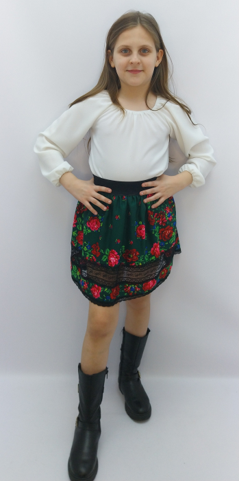 FUSTA TRADITIONALA [1]